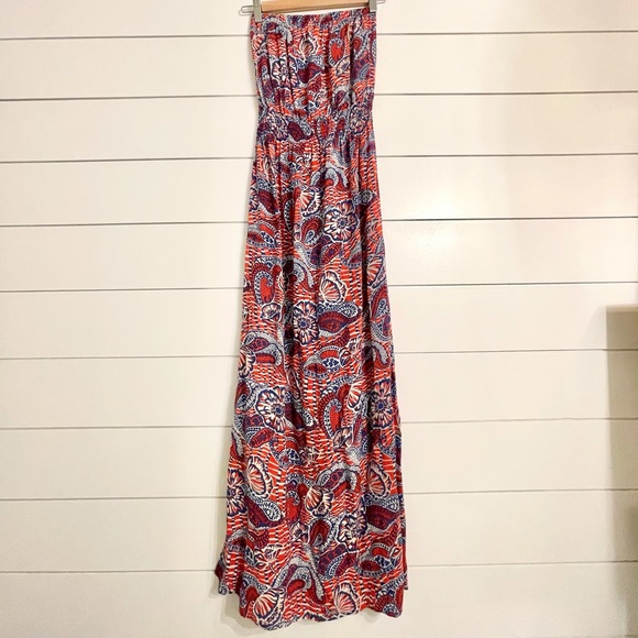 GAP Dresses & Skirts - GAP strapless dress